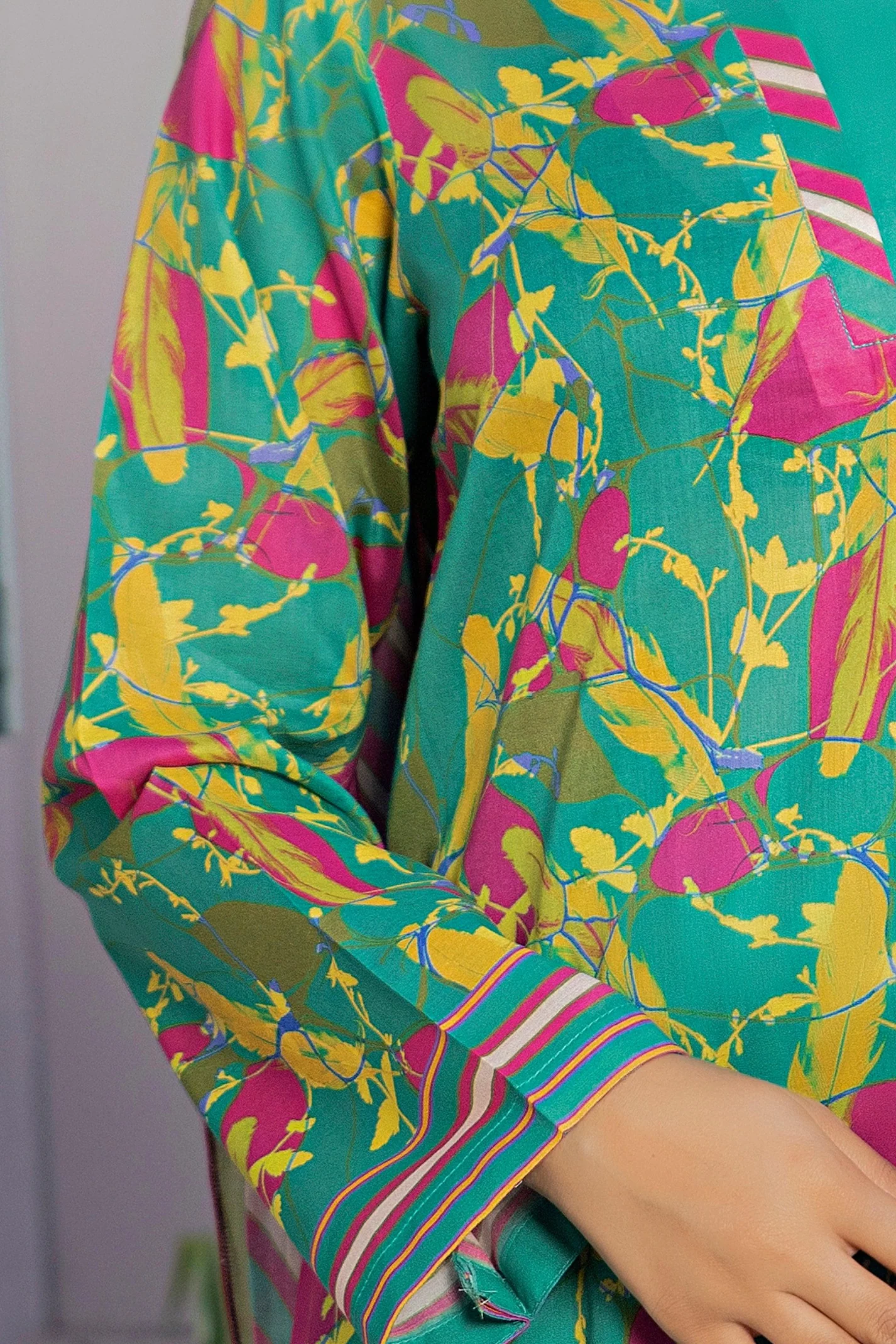 3 Piece Unstitched Sea Green Printed Lawn - Image 2