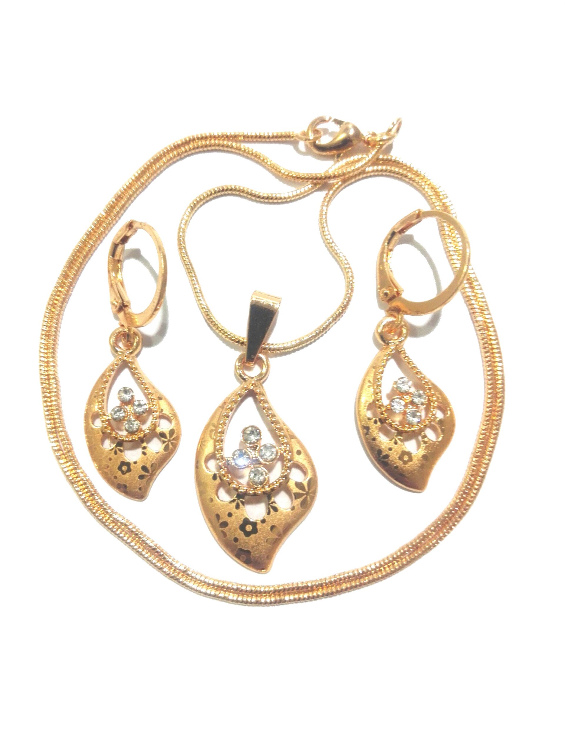Real Gold Polish Leaf Shape Necklace Set with Small Zirconia Stones For Women - Image 4